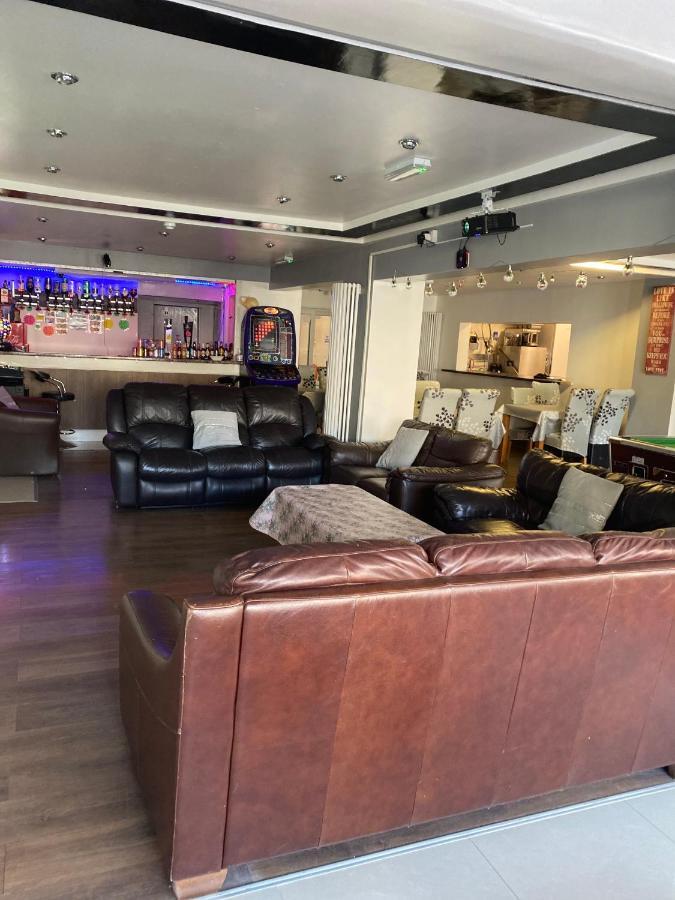 The Woodfield Hotel , Indoor Heated Swimming Pool, Spacious Lounge And Bar Блэкпул Экстерьер фото